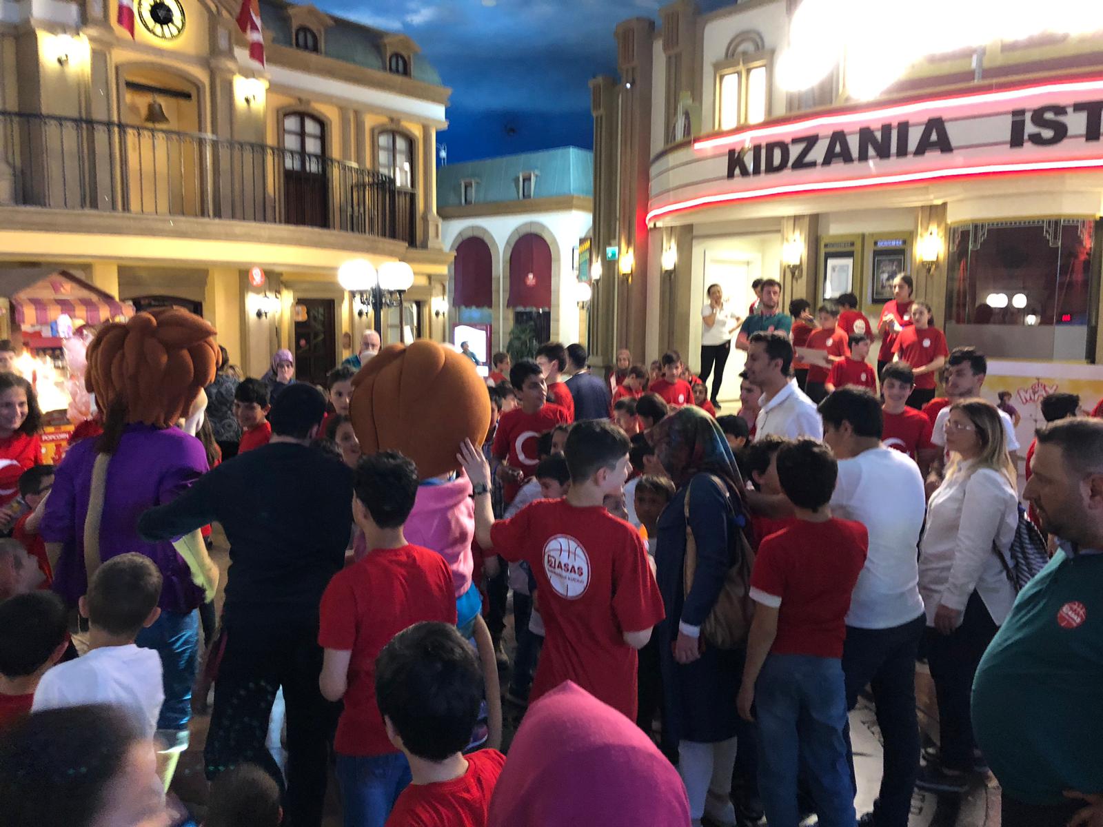 Kidzania (1)
